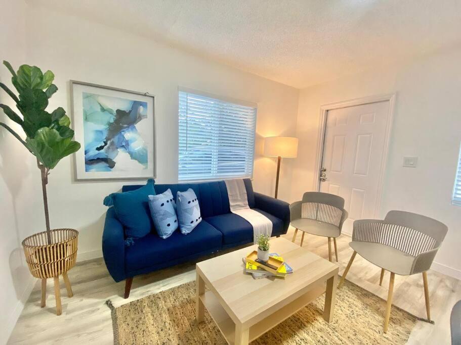 마이애미 Beautiful & Relax Family House 2/1- Free Parking 빌라 외부 사진